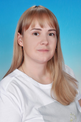Воспитатель Назарова Алла Викторовна (фото размещено с письменного согласия) Воспитатель Назарова Алла Викторовна (фото размещено с письменного согласия)